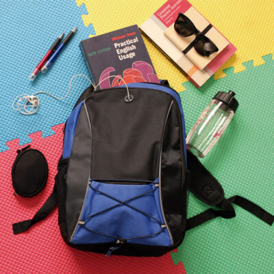 MOCHILA BICOLOR PROMOCIONAL PUBLIPROMOCIONALES La mochila bicolor es sin duda el regalo para tus clientes cautivos regala da muestra tu marca o productos