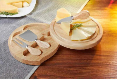 TABLA DE QUESOS GOURMET REDONDA La tabla de quesos gourmet redonda sin duda es un articulo escencial para tu cocina gourmet sorprende impacta con este articulo promocional