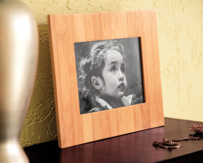 PORTARETRATOS DE BAMBU Portaretratos de bambu sin duda el regalo ideal para aquellas ocasiones especiales que quieres recordar ademas se puede grabar en laser