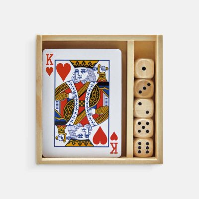 set de juego personalizado con logo de empresa