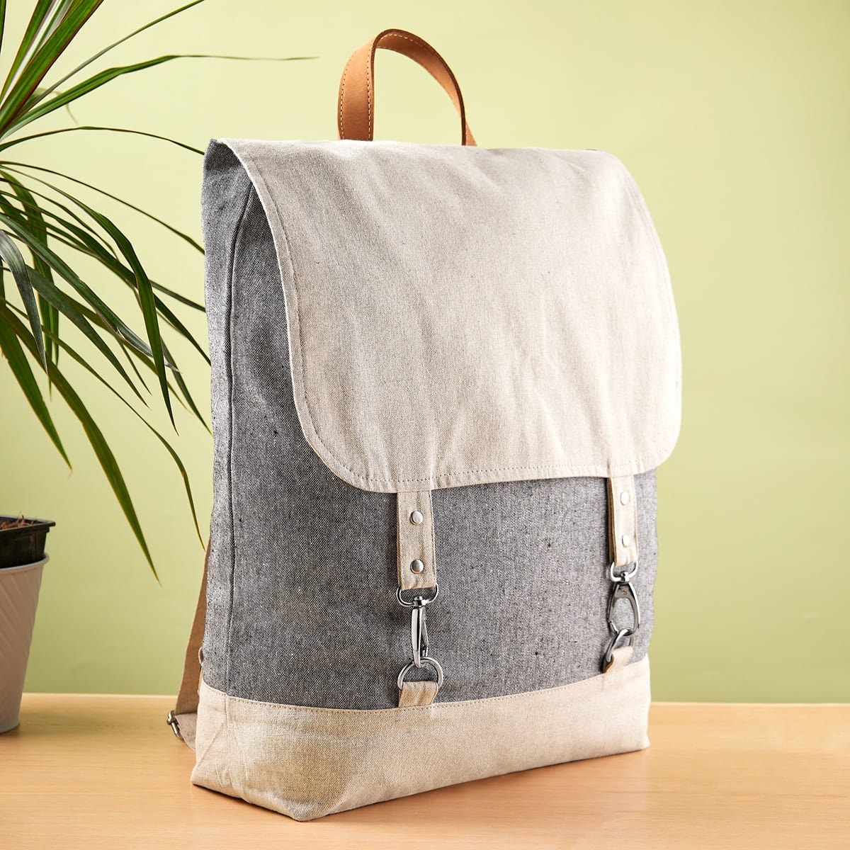mochila natty personalizada con logo de empresa