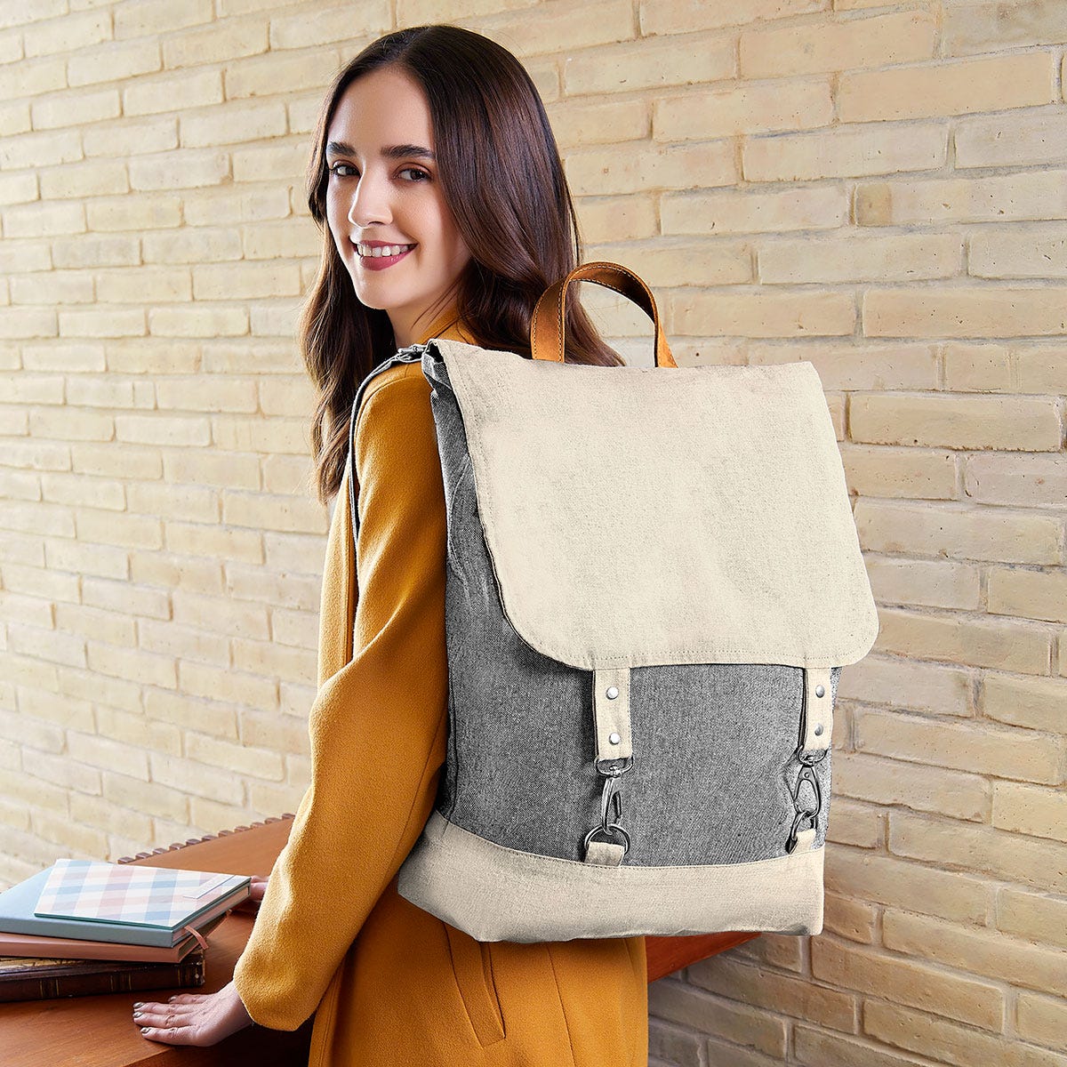 mochila natty personalizada con logo de empresa